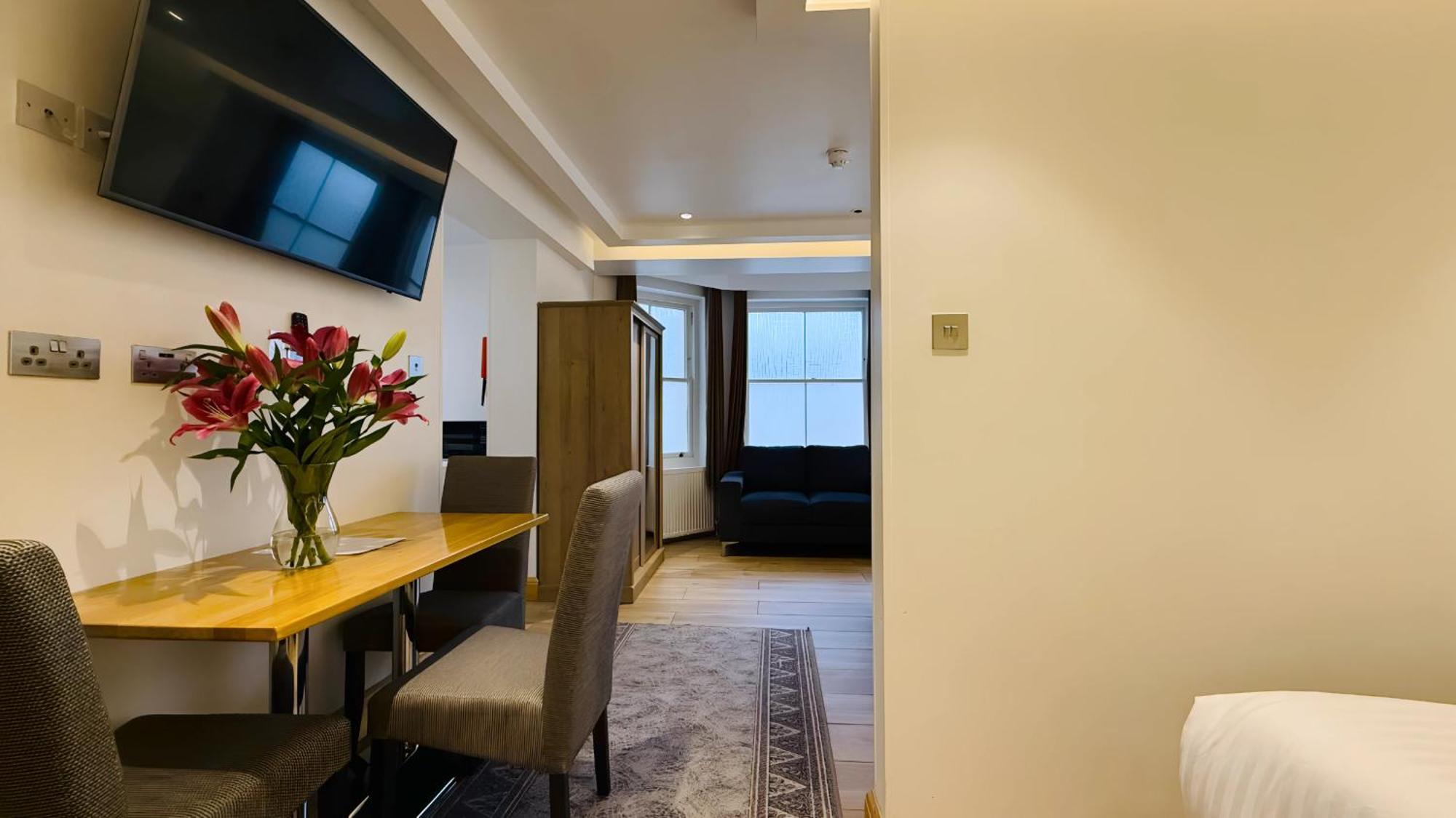 Osborne Aparthotel อีสต์บอร์น ภายนอก รูปภาพ