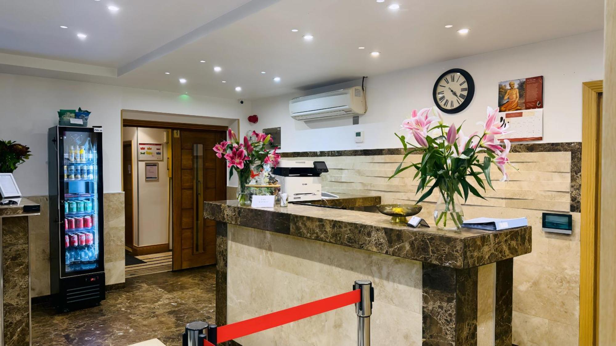 Osborne Aparthotel อีสต์บอร์น ภายนอก รูปภาพ