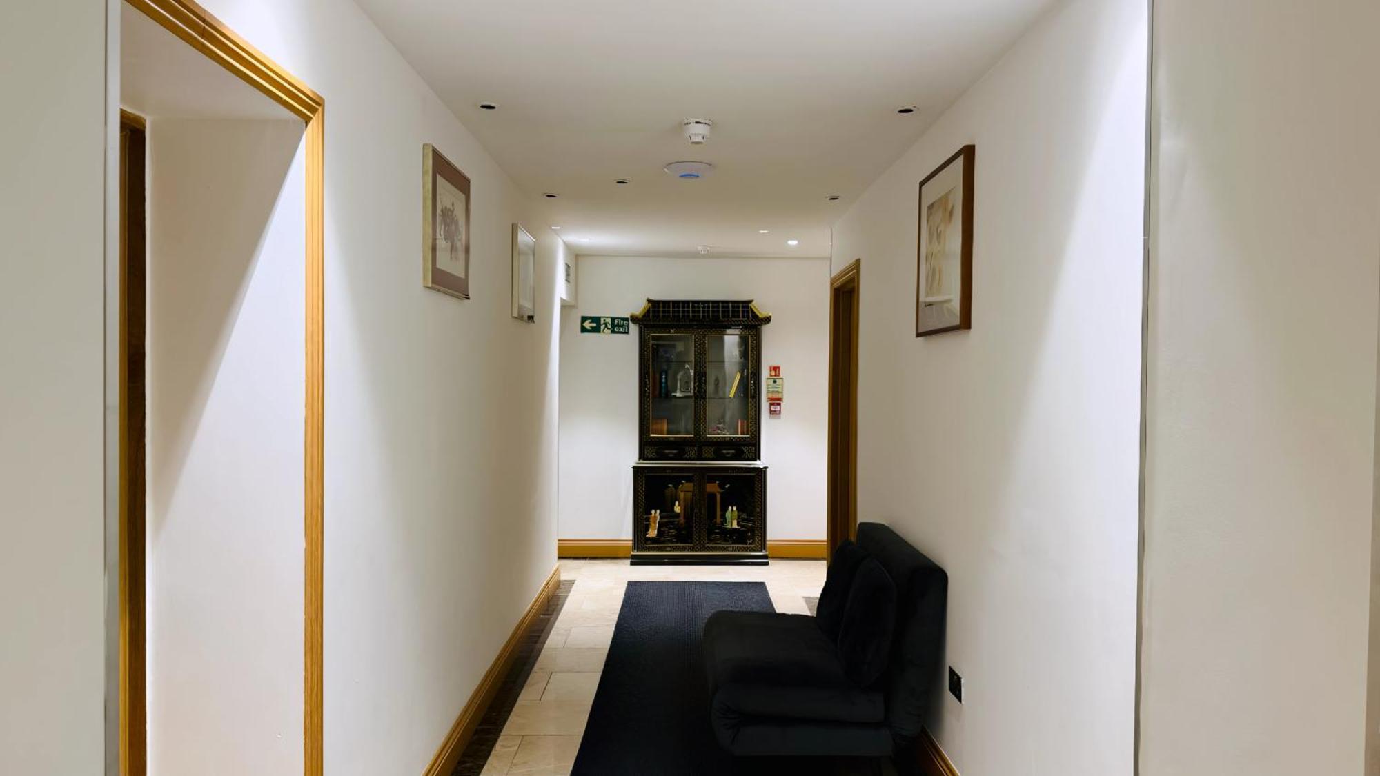 Osborne Aparthotel อีสต์บอร์น ภายนอก รูปภาพ