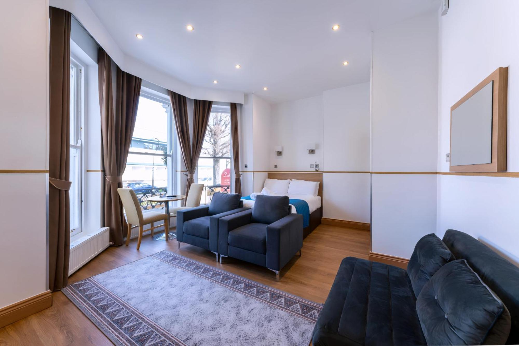 Osborne Aparthotel อีสต์บอร์น ภายนอก รูปภาพ